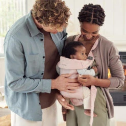 BabyBjörn Porte-Bébé Mini Jersey 3D Rose Poudré - BABYBJÖRN -Baby Gear Soldes 7317680210777 2